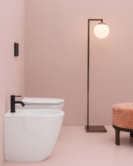 SANITARI A TERRA FILO MURO EVA BIANCO MATT WC+SEDILE SOFT CLOSE+BIDET