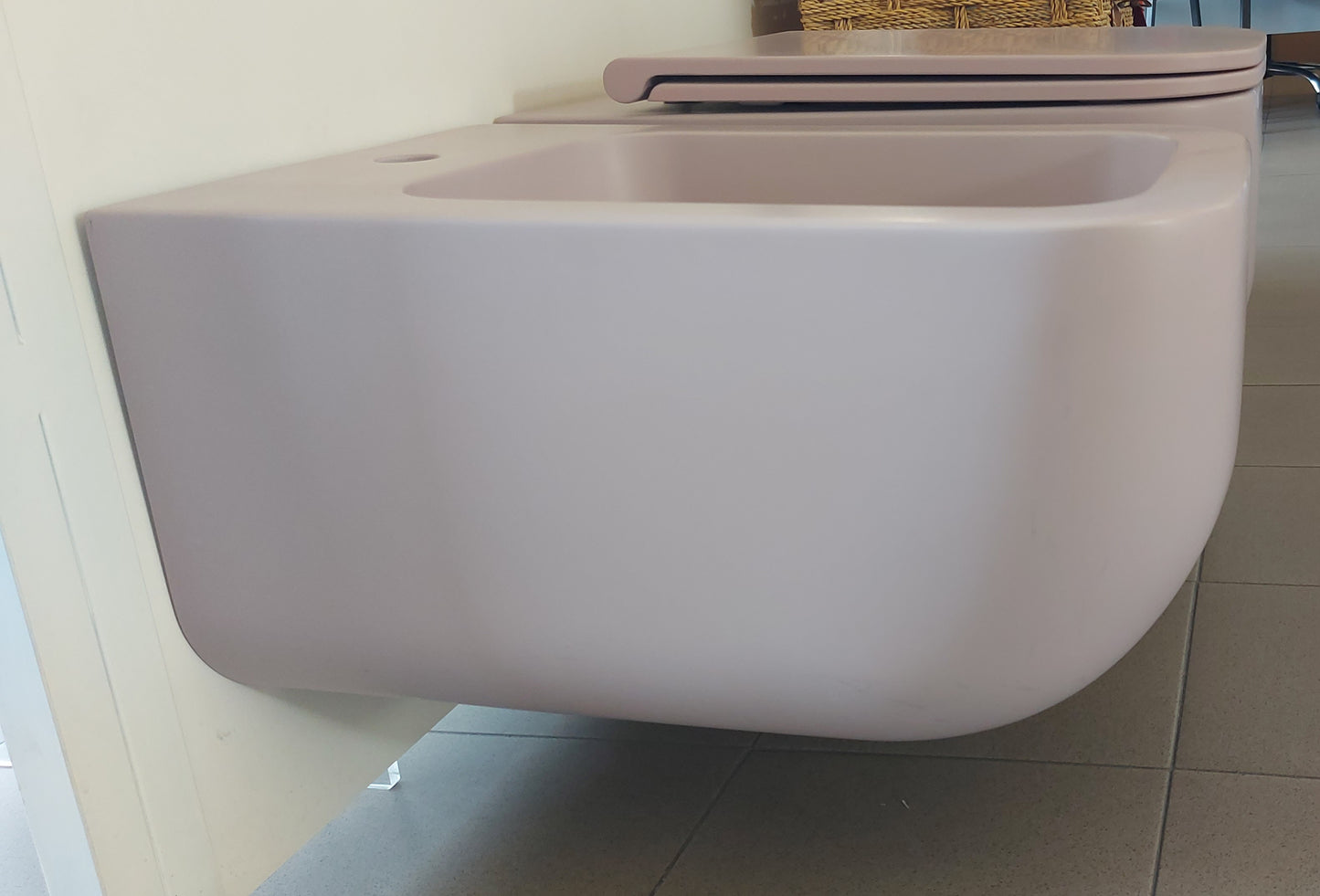 SANITARI SOSPESI A PARETE REVOLUTION SET WC-BIDET-COPRIWC CAMELIA-CAMPIONARIO-