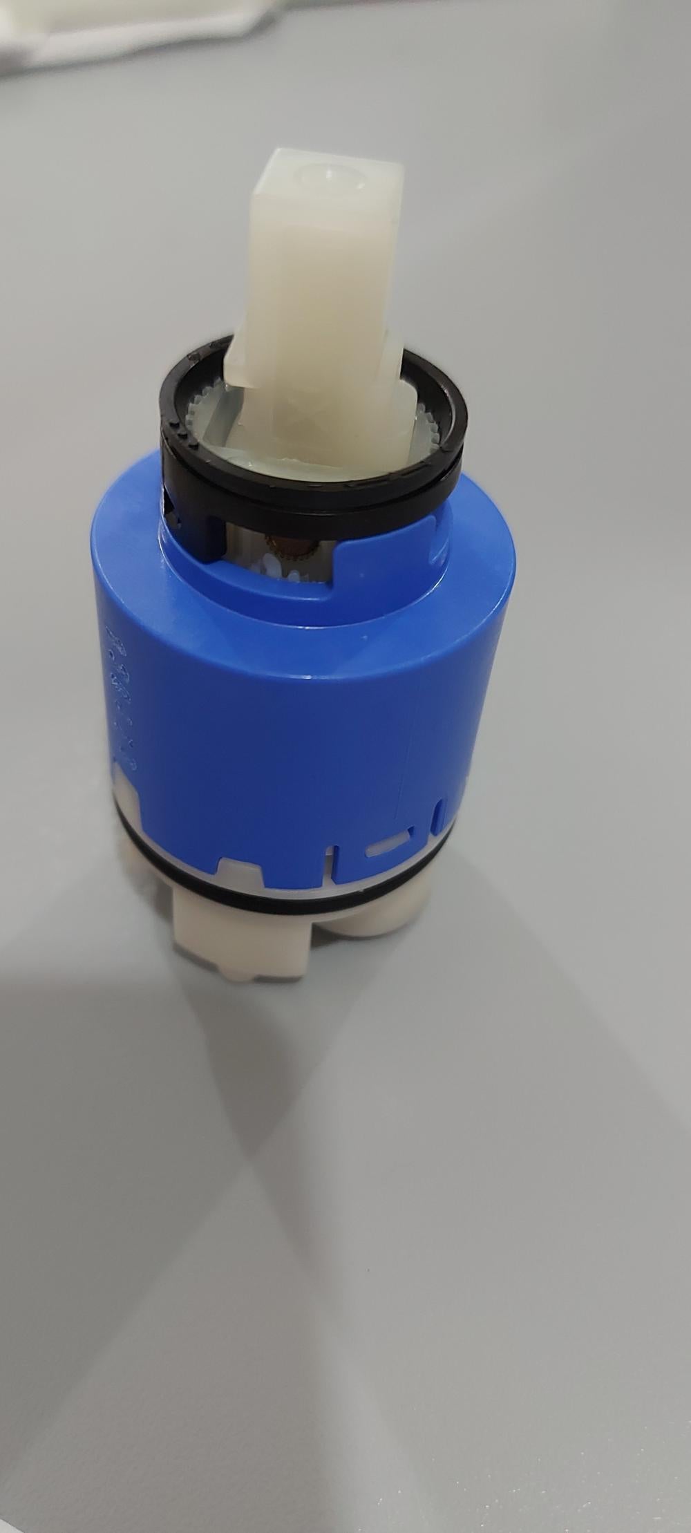 CARTUCCIA PROGRESSIVA EWS PER MISCELATORE EMMEVI DIAM 35 CON DISTRIBUTORE