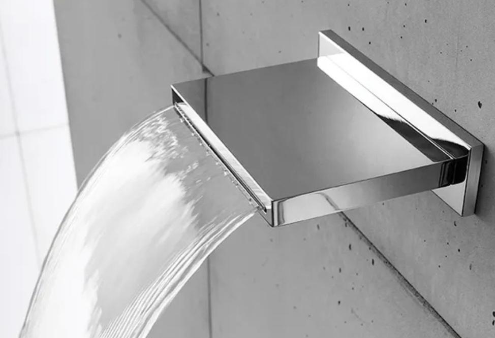 CASCATA A PARETE ESTERNA E044086 IN ACCIAIO INOX CROMATO MADE IN ITALY